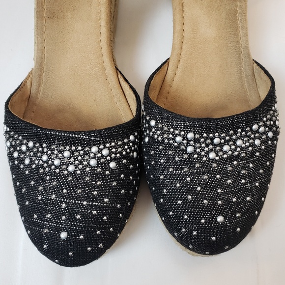 White Mountain Shoes - White Mountain blk/silver linen Espadrille sz 8.5